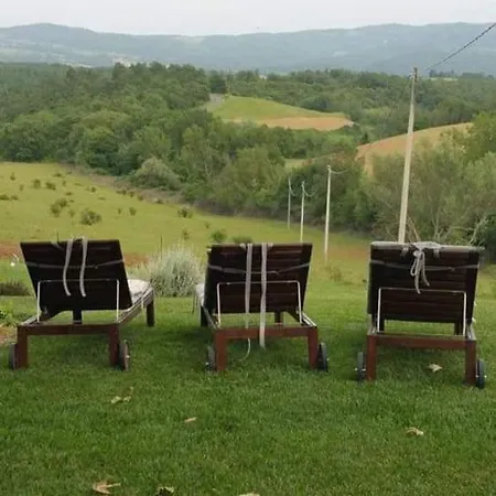 Podere Del Buongustaio Bed & Breakfast *